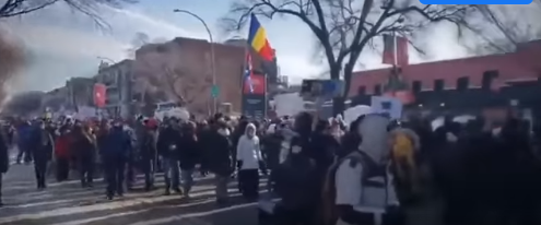 ÉNORME !!! Actuellement au CANADA ! 70000 camions canadiens convergent vers Ottawa la capitale du Canada. C'est énorme ce qu'il se passe là bas!!!!